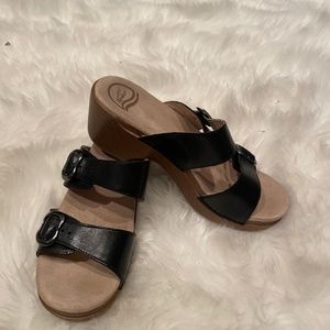 Dansko sandals black size 39